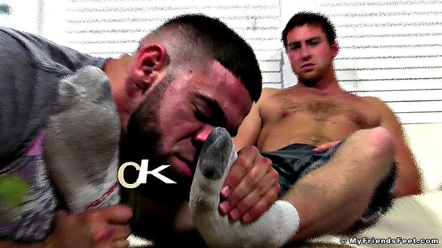 Вонючие ноги Дрю - Дрю