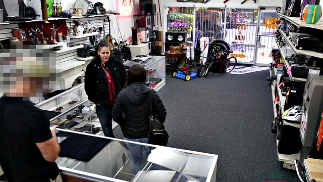 Pawnshop teen sucking manager before fucking out back