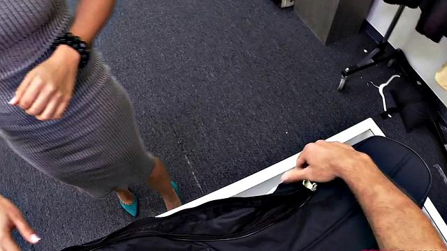Big ass pawnshop beauty rides for better deal before cum
