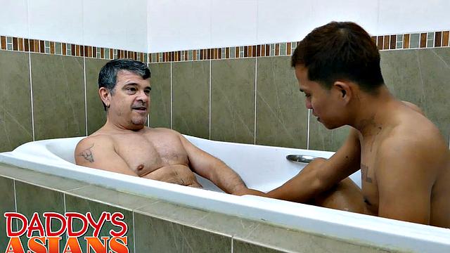 Alex and Bath Tub Bareback