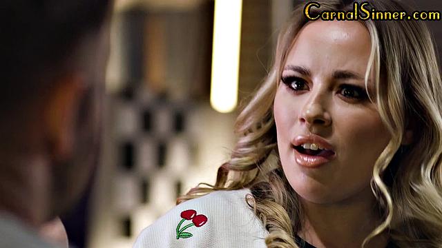 Cockhungry babe loves deepthroating