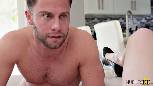 Mary Got Popped - S3:E8