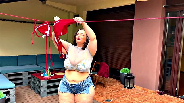 Mia Sweetheart: Oily Bed