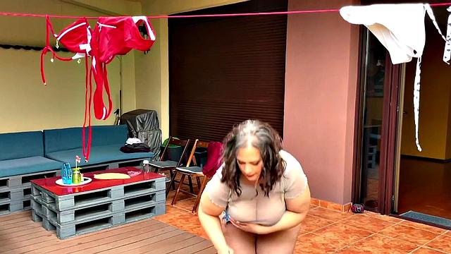 Mia Sweetheart: Oily Bed