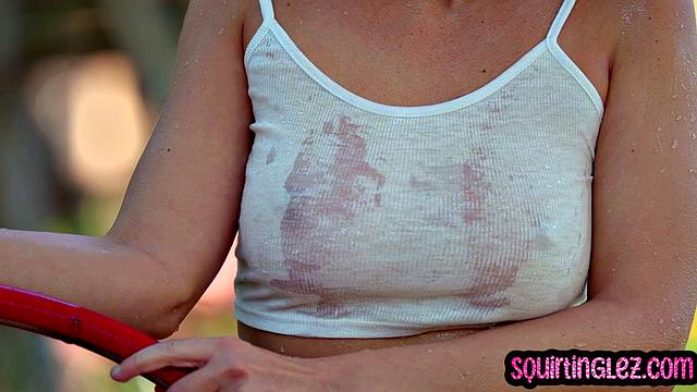 Beauty babes scissoring each other