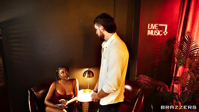 Wingwoman Secures Threesome