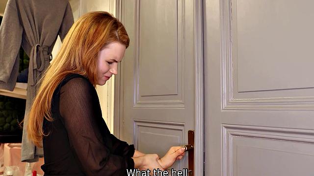 STUCK4K. There is some time before dinner and man decides to fuck his wife