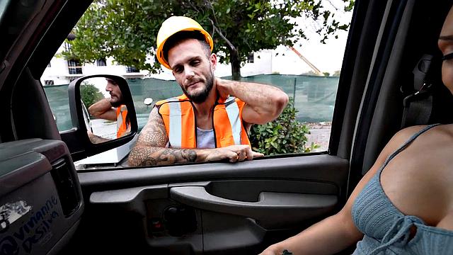 Straight amateur worker fucks ass in public van outdoor