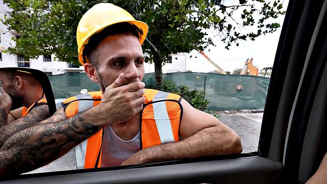 Straight amateur worker fucks ass in public van outdoor