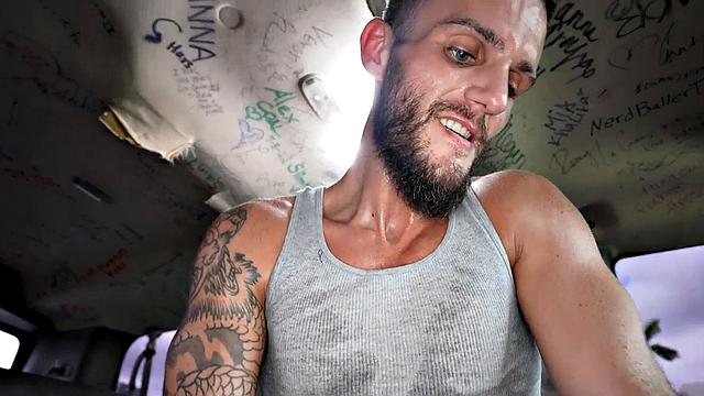 Straight amateur worker fucks ass in public van outdoor