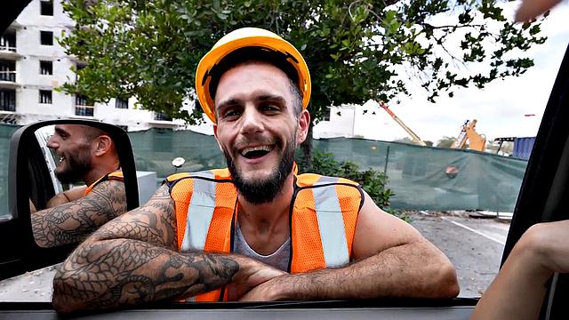 Straight amateur worker fucks ass in public van outdoor