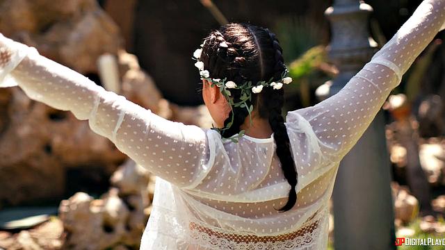 Tourist Trap - Episode 4