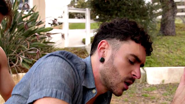 Jock barebacked outdoors until jizzshot