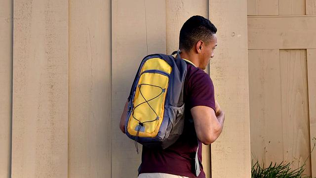 Jock barebacked outdoors until jizzshot