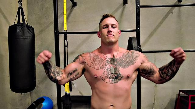 Tatted Hunk Pumps Stud Brick Kniles - Blain O'Connor