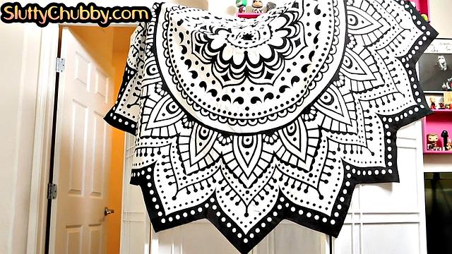 Nasty BBW tugging and sucking