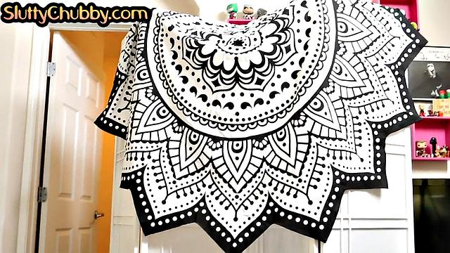 Nasty BBW tugging and sucking