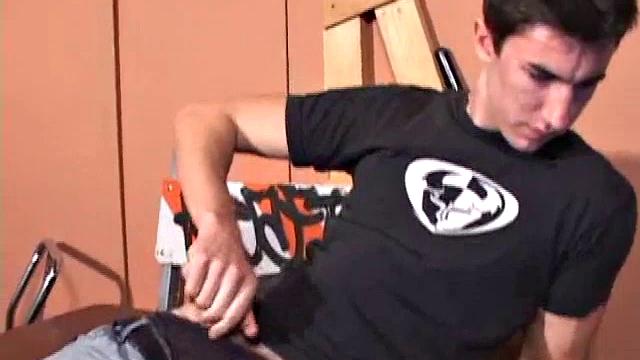 Amateur JP Jerking Off
