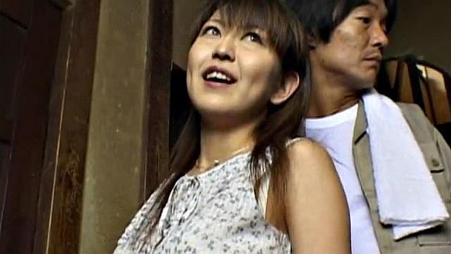 Creampied asian teen drips cum