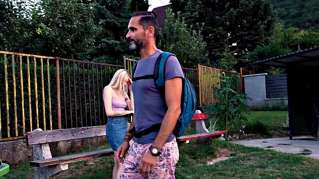 Blindfolded blonde gets stretched and pounded by BF in POV