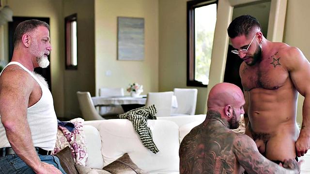 HETEROFLEXIBLE - Bear DILF Brings Hot Muscle Hunk Home So Bottom Boyfriend Can Top! DP THREESOME