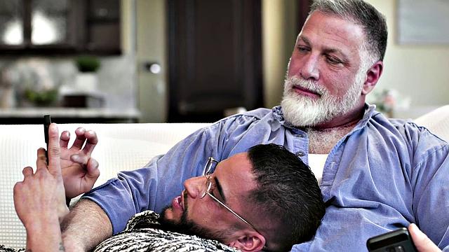 HETEROFLEXIBLE - Bear DILF Brings Hot Muscle Hunk Home So Bottom Boyfriend Can Top! DP THREESOME