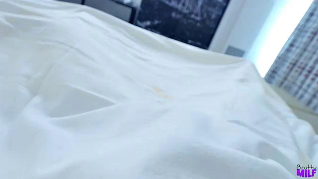 Room For Two - S7:E6