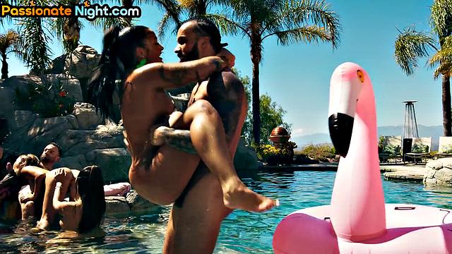 Cockhungry babes drilled in orgy