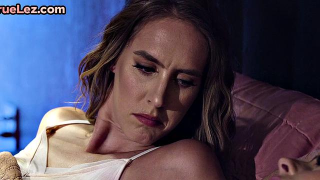 Les babe with small boobs pussylicked and fingered by girlfriend