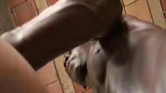 These Latin construction workers can't keep their hands off each other. Anton Barros works hard until Remingo Ponce arrives with his cock sucking lips.