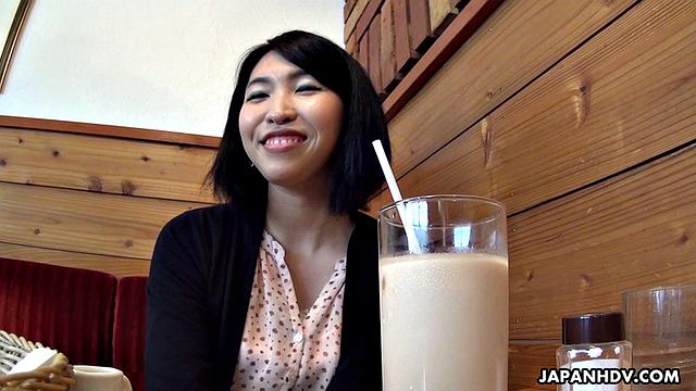 милфа Юрика Цубаки получает кремпай на первом свидании