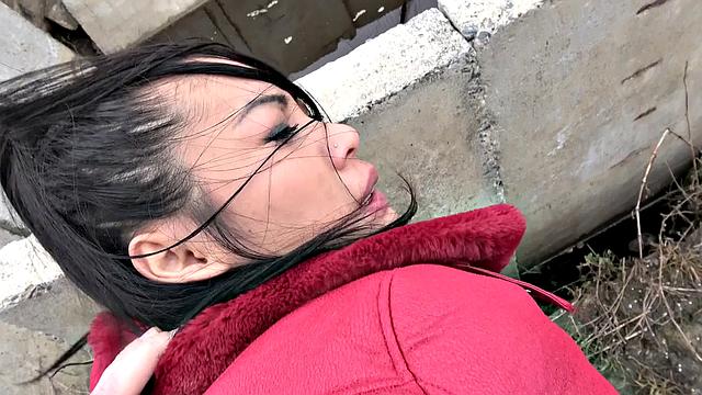 Big Thai lady loves the cock