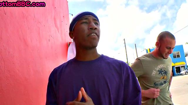 Ebony thug pounded by white gay after public blowjob