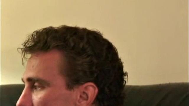 смотри, как эрик дрочит после смены