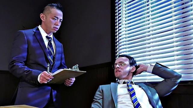 Asian bottom drilled and fisted by muscular boss