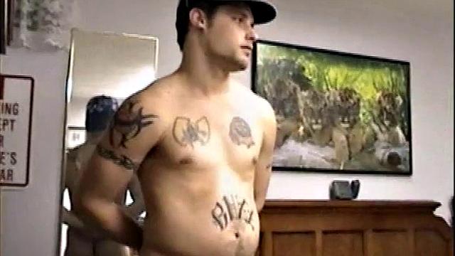 Straight Buzz Fucks Man Face