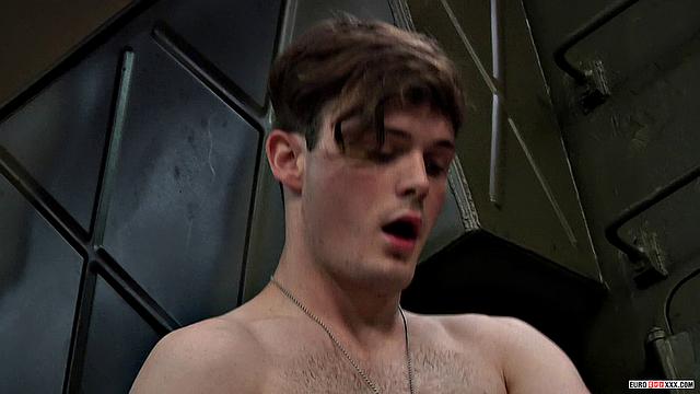Colby &amp;amp; Jonny - Army Grunts Ass Fucking - Colby Parker &amp;amp; Jonny Castle