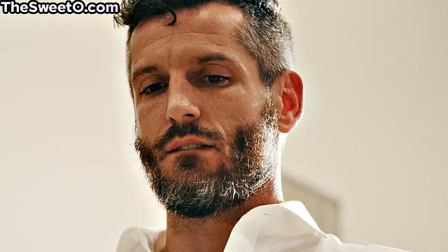 Glass dildo beauty pleasured by hubby