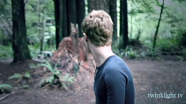 Vampires Have Been This Sexy But Never This Naked