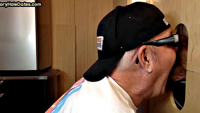 Gloryhole DILF deep sucks cock in home private video