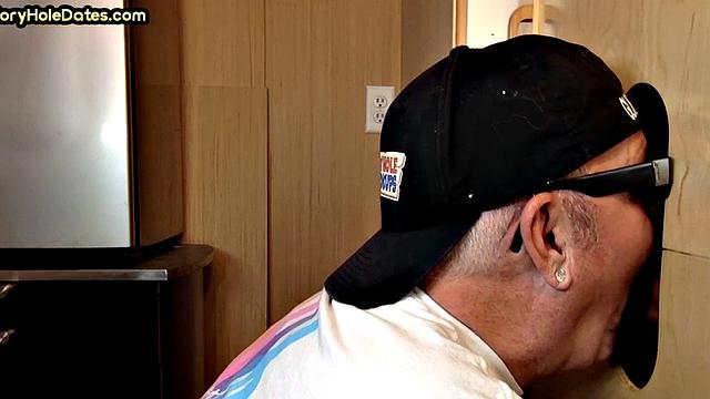 Gloryhole DILF deep sucks cock in home private video