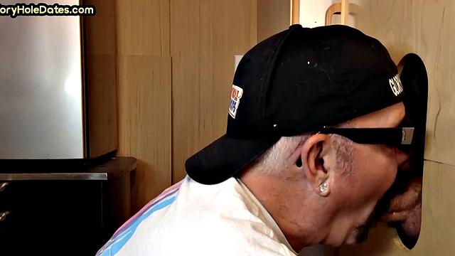 Gloryhole DILF deep sucks cock in home private video