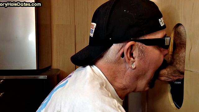 Gloryhole DILF deep sucks cock in home private video