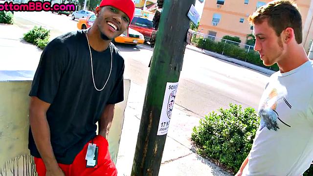 Ebony pulled thug ass fucked by white after casting