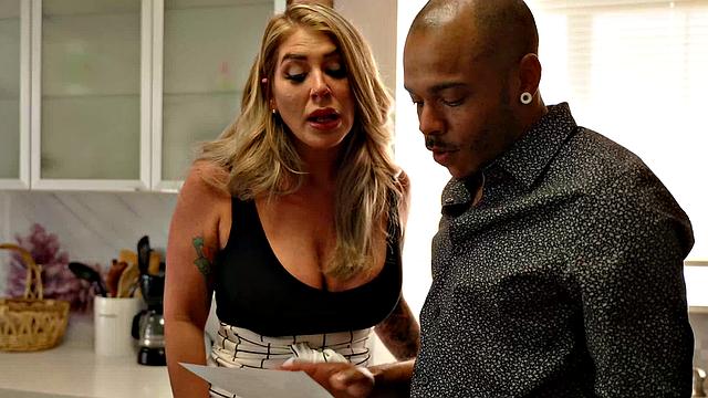 Sexy realtor Lolly Dames sells a house with fucks and sucks