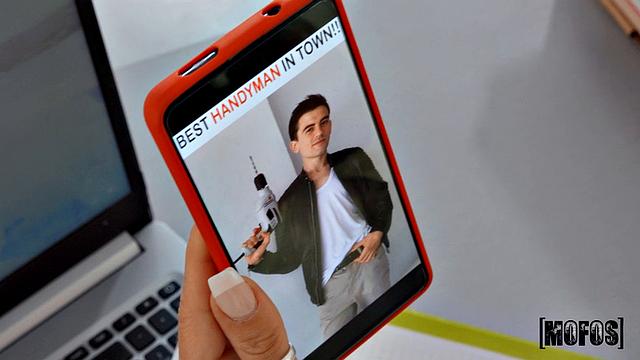 Sexy Office Worker Seduces Jordi!