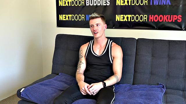 Tattoo casting guy masturbates on couch till cumshot