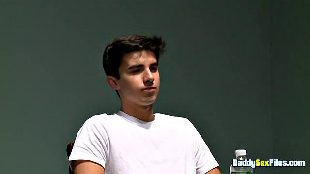2 папика и 1 братан! - Майк Чамберс, Тони Даззл и Джастин Бил