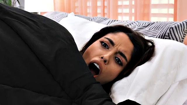 Amateur nympho Latina babe and her busty BFF 3way