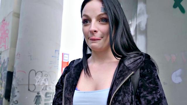 Blackhair euro teenie reverse rides after bj and pickedup